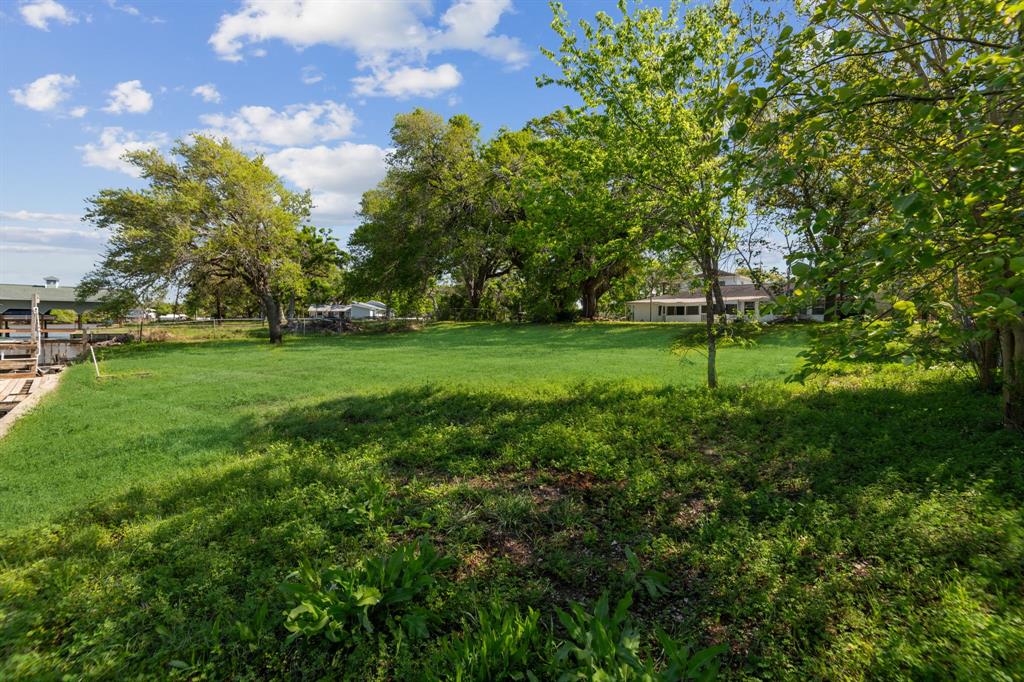 1324 County Road 297, Sargent, Texas image 22