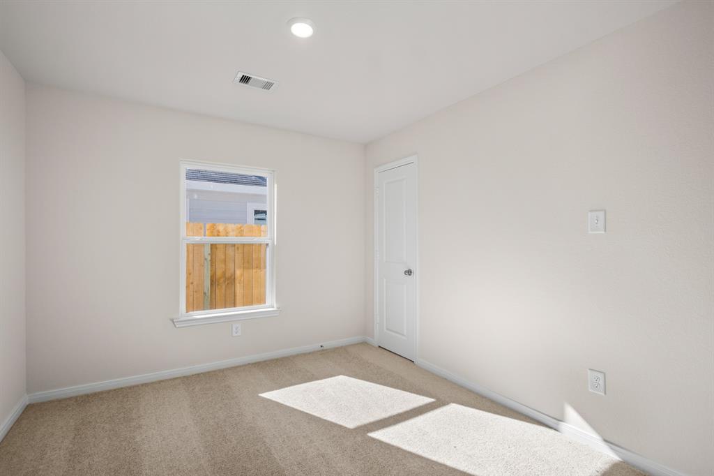 313 Kim Lane, Waller, Texas image 16