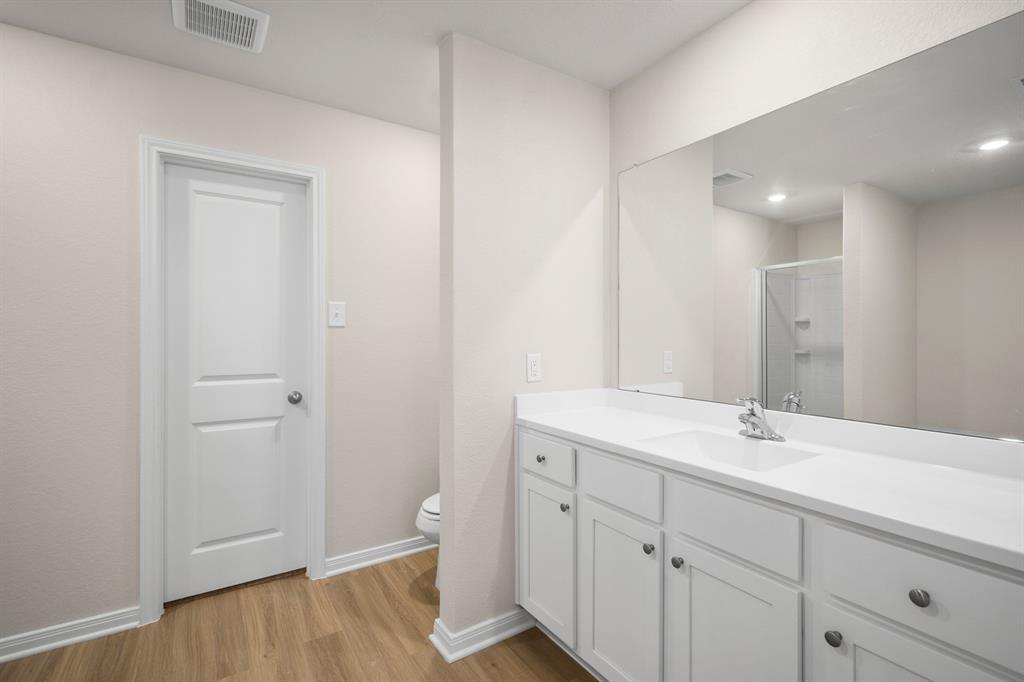 313 Kim Lane, Waller, Texas image 14