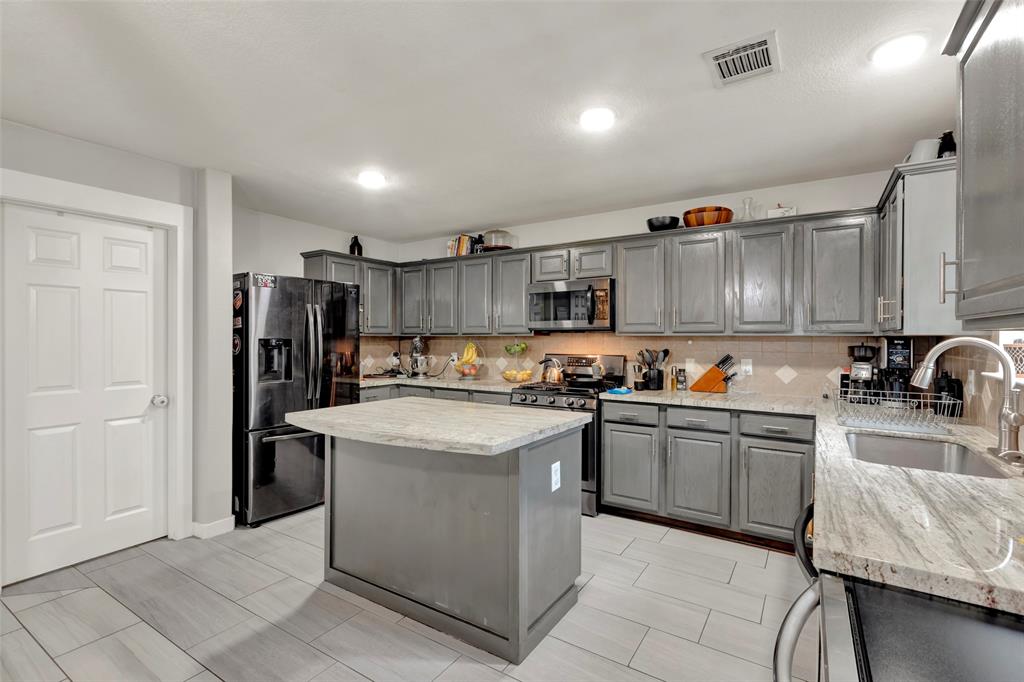 21331 Bella Luna Court, Spring, Texas image 8