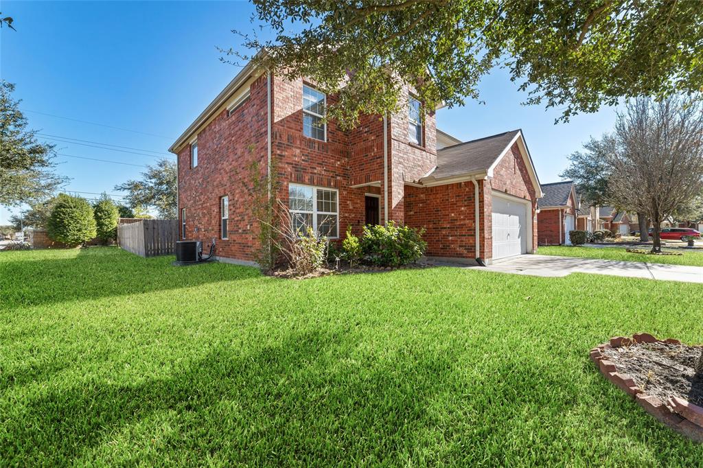 14022 Brayford Place Drive, Houston, Texas image 2