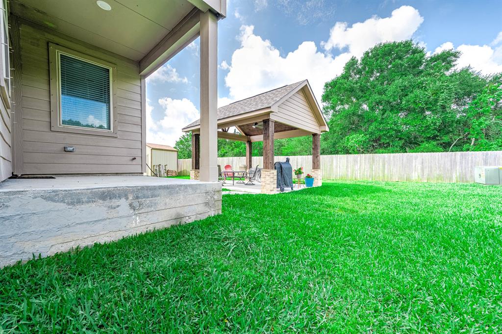 1730 Yaupon Trail Court, Alvin, Texas image 31