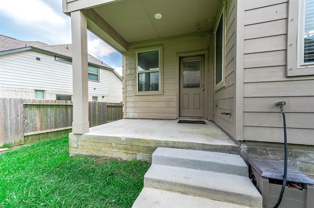 1730 Yaupon Trail Court, Alvin, Texas image 37