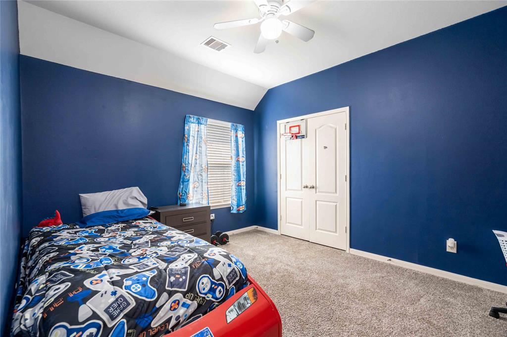 9603 Emerald Lakes Drive, Rosharon, Texas image 17