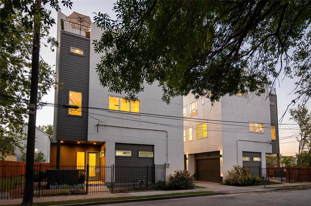 911, 913, 915 & 915 Thompson Street