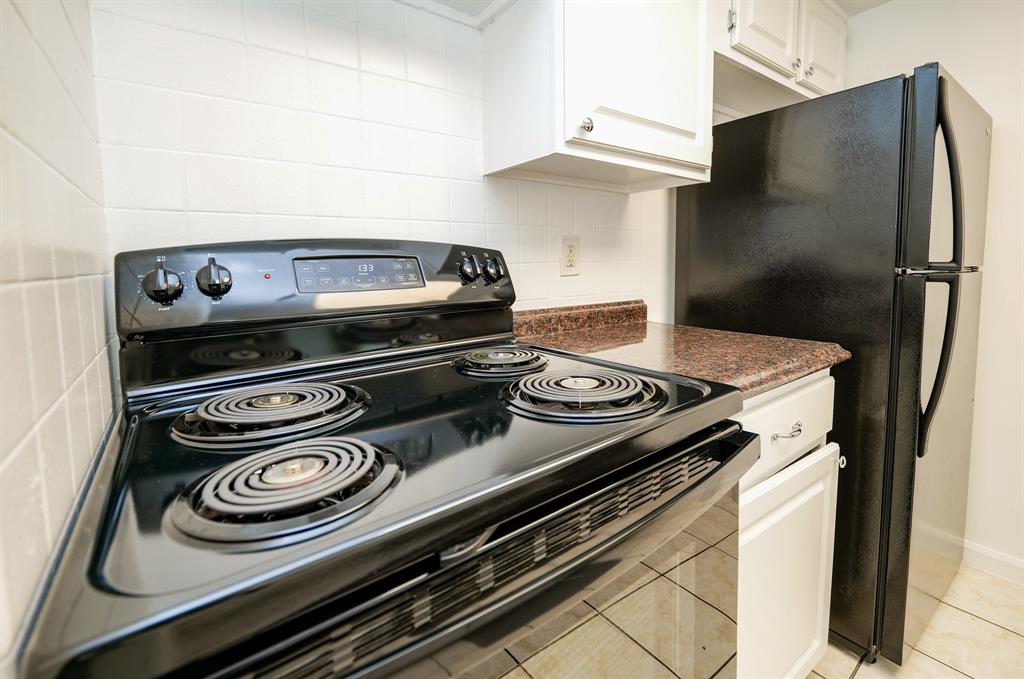 12633 Memorial Drive #14, Houston, Texas image 21