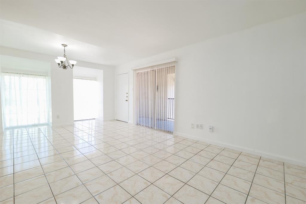 12633 Memorial Drive #14, Houston, Texas image 9