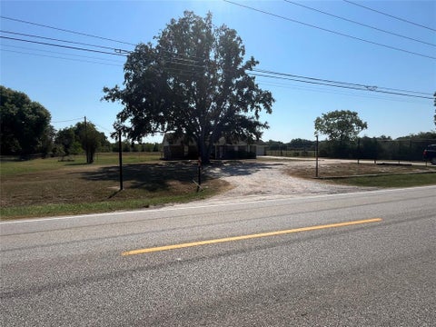 Vacant Land For Sale - 13927 Boudreaux Road<br/> Tomball, TX 77377