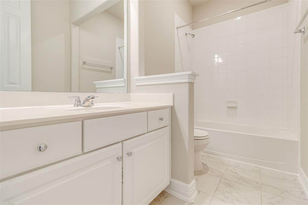 32418 Magnolia Glen Lane