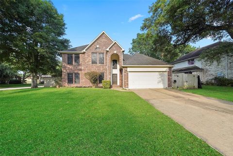 A home in League City