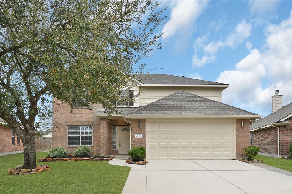 2523 Scarlet Plume Court