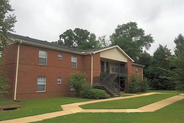 1900 SNOWS MILL AVE, NORTHPORT, AL 35476 - Image e6b61ed8c8f8075d84173dc6d7d2d089/3487625263