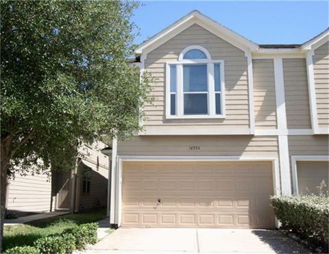 Single Family Residence in Houston TX 16554 Pentonshire Lane.jpg