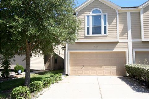 Single Family Residence in Houston TX 16554 Pentonshire Lane 23.jpg