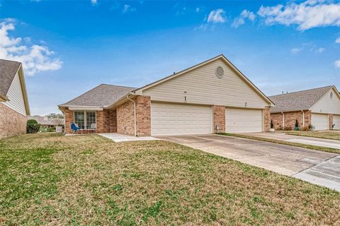 A home in Pearland