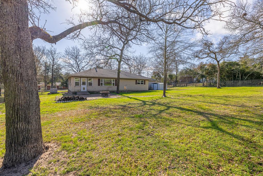 83 Fairway Drive, Hilltop Lakes, Texas image 22