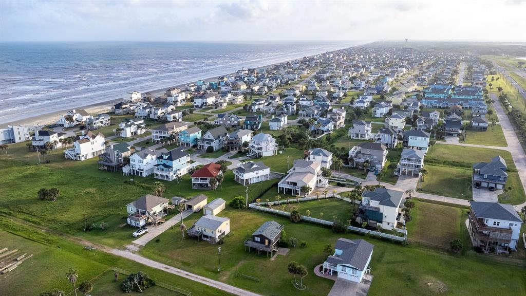 4010 Mutiny Court, Galveston, Texas image 8
