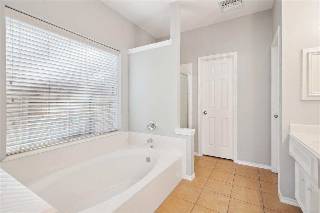 16210 Broken Timber Circle Cir, Houston, Texas image 16