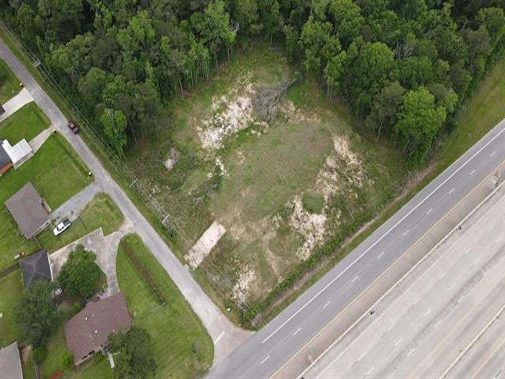 Sierra, Vidor, Texas image 7