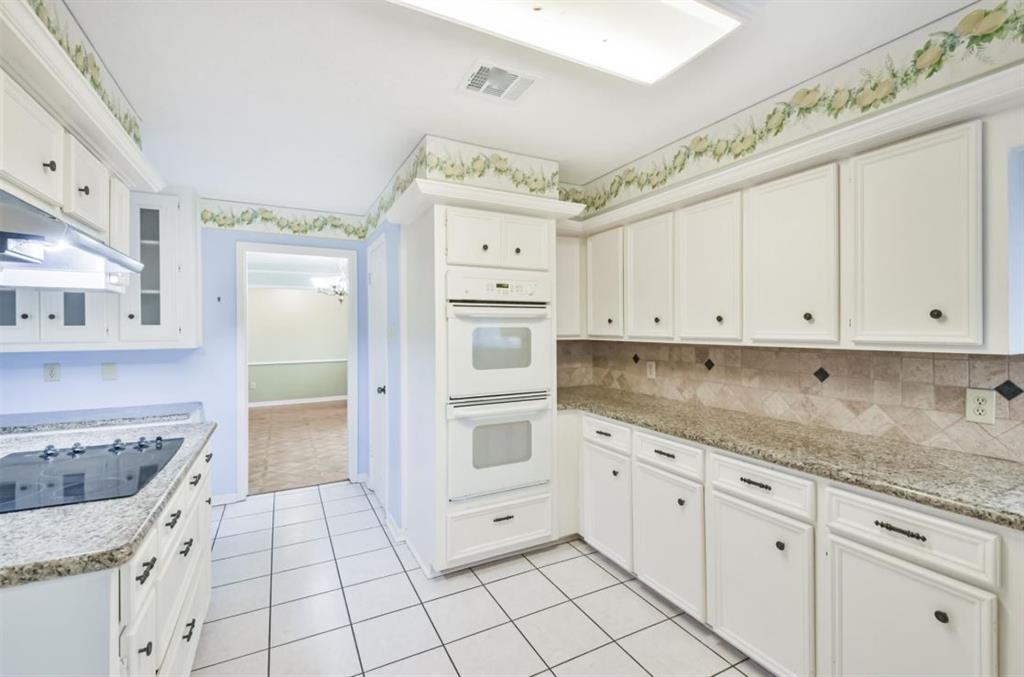 17718 Surreywest Lane, Spring, Texas image 11