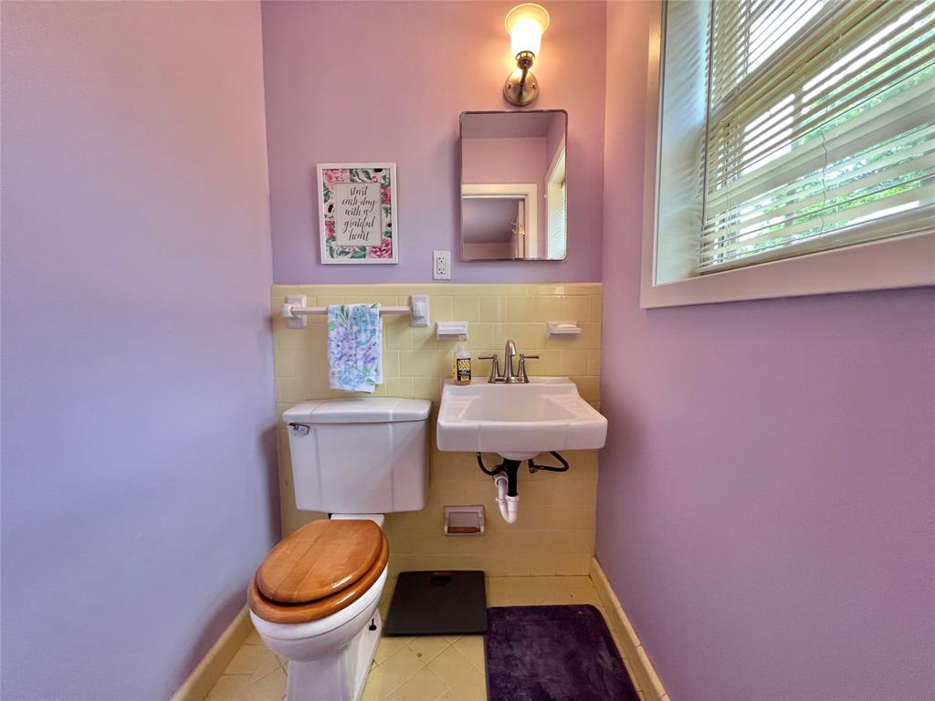 1400 Lawn Drive, Angleton, Texas image 25