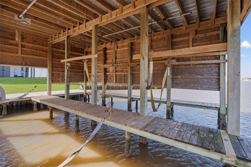 651 County Road 230, Sargent, Texas image 18