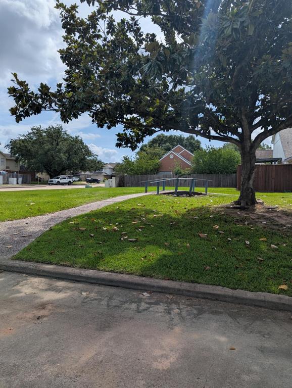 9103 Belle Glen Drive, Houston, Texas image 3