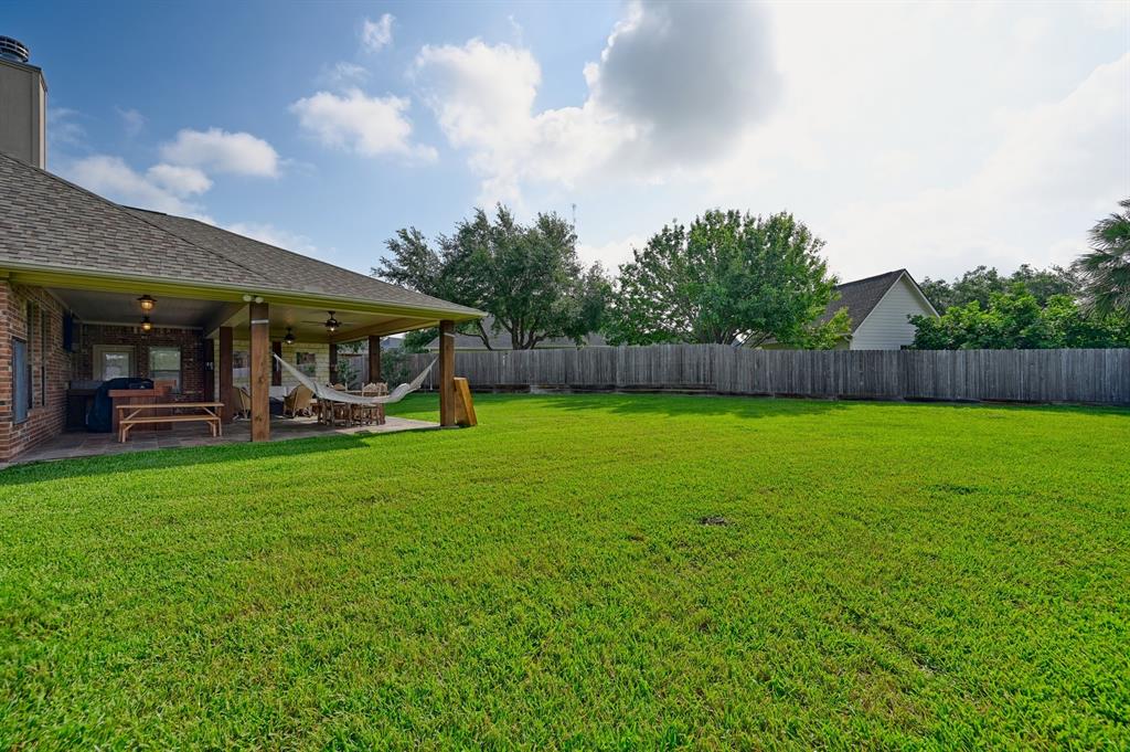 304 Whispering Oak Circle, Brenham, Texas image 27