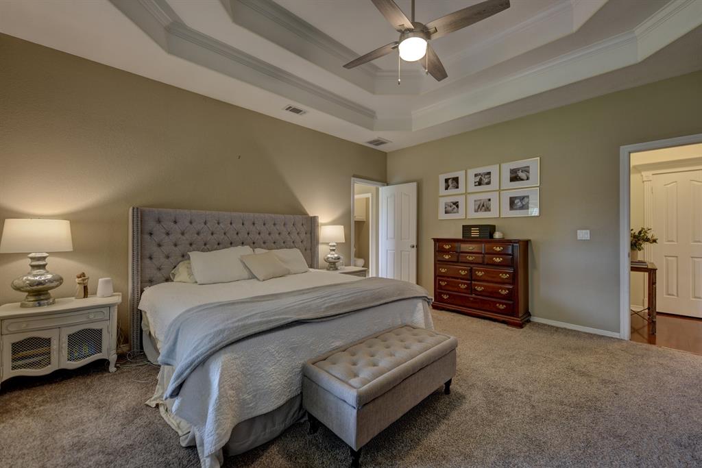 304 Whispering Oak Circle, Brenham, Texas image 14
