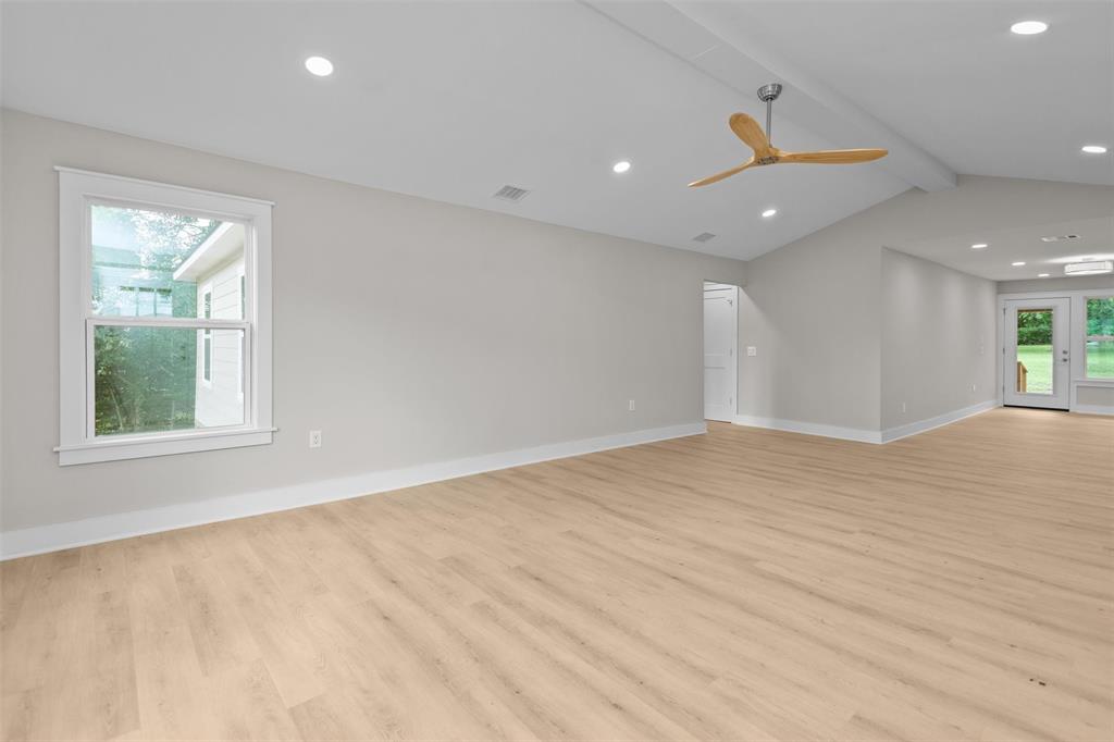 601 N 4th Street, Crockett, Texas image 4