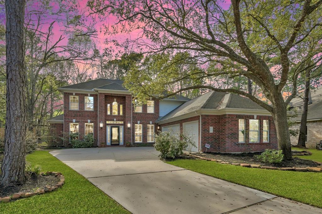 83 Pleasant Bend Bnd, The Woodlands, Texas image 1