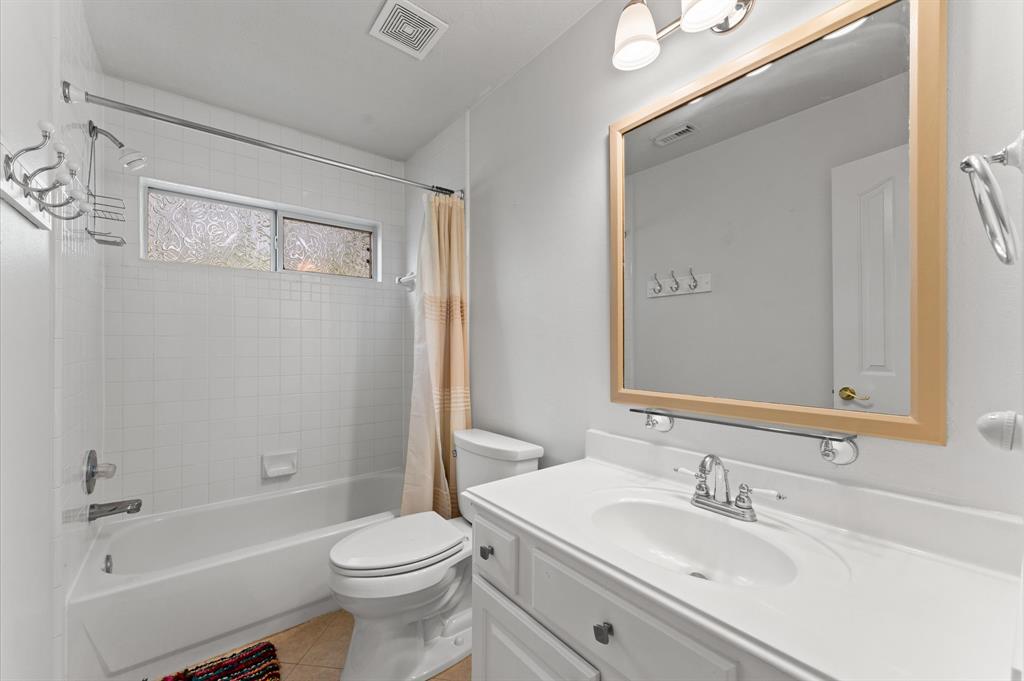 83 Pleasant Bend Bnd, The Woodlands, Texas image 24