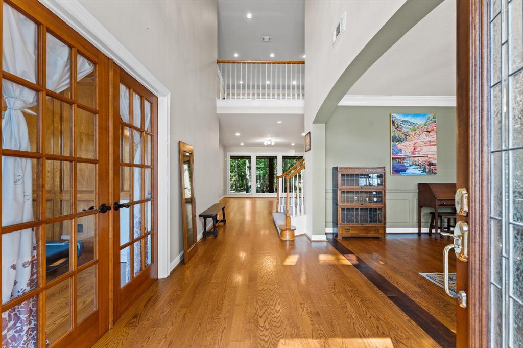 83 Pleasant Bend Bnd, The Woodlands, Texas image 3