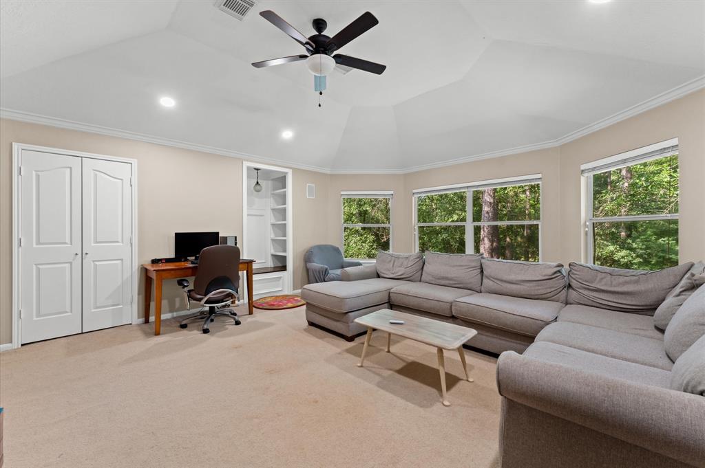 83 Pleasant Bend Bnd, The Woodlands, Texas image 21