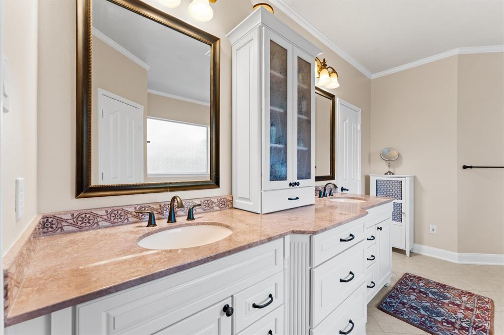 83 Pleasant Bend Bnd, The Woodlands, Texas image 19