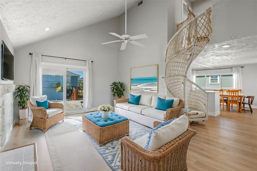4034 Reeves Drive