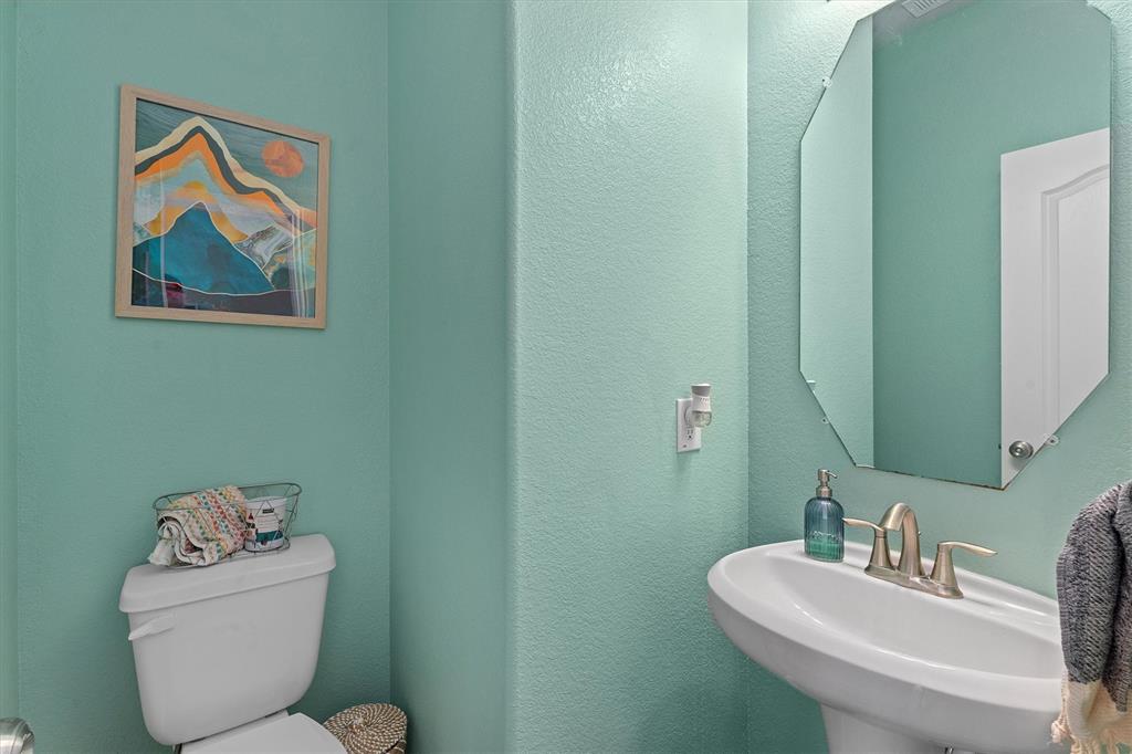 107 San Jacinto Drive, Baytown, Texas image 14