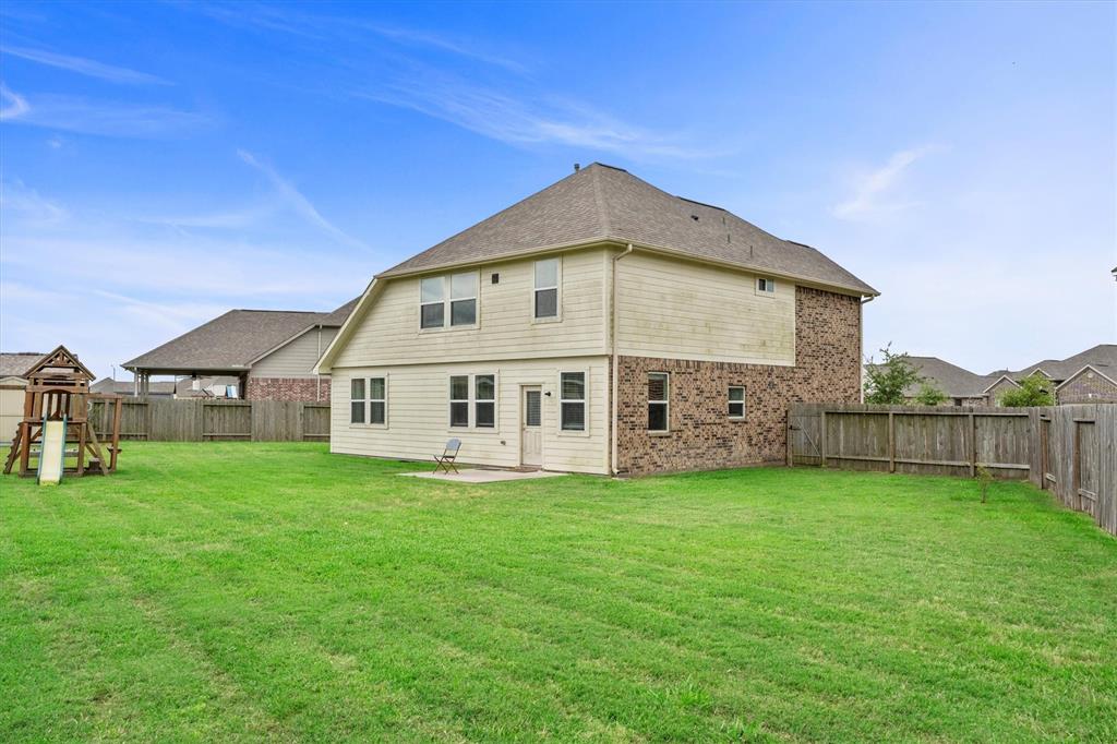 107 San Jacinto Drive, Baytown, Texas image 32