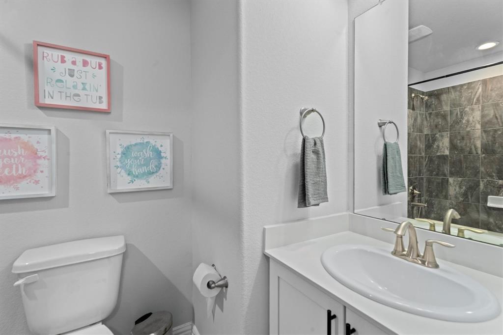 107 San Jacinto Drive, Baytown, Texas image 26