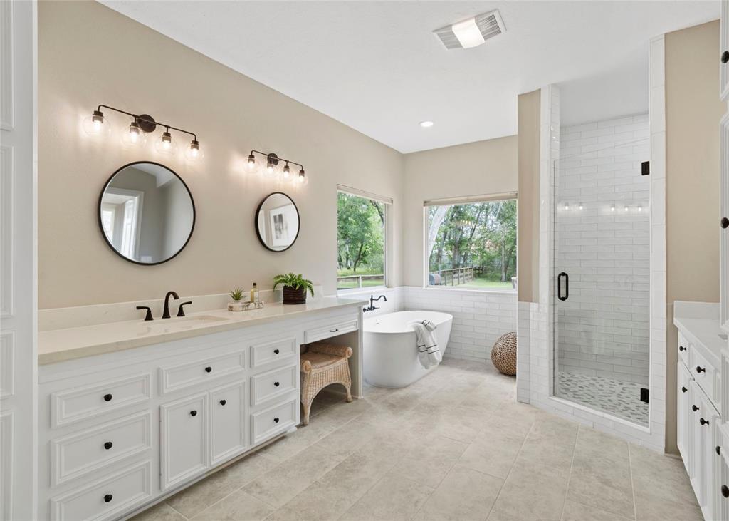 13451 E Brazos Bend Drive, Needville, Texas image 24