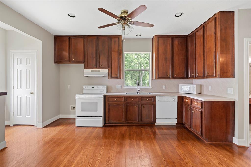 13451 E Brazos Bend Drive, Needville, Texas image 40