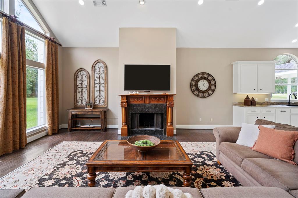 13451 E Brazos Bend Drive, Needville, Texas image 20