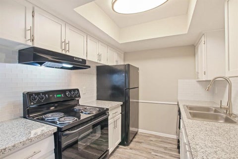 Condo For Rent - 1212 Hampshire Ln #106-1<br/> Richardson, TX 75080