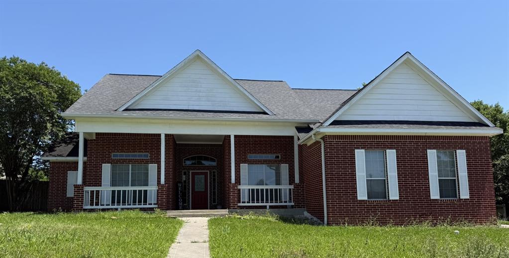 5437 Edgewater Court, Willis, Texas image 1