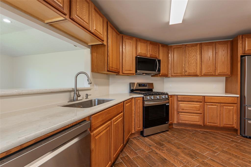 2782 Spring Moss Drive, League City, Texas image 17