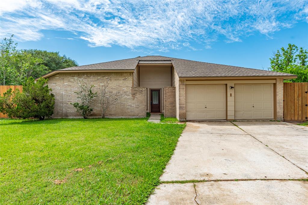 2782 Spring Moss Drive, League City, Texas image 34