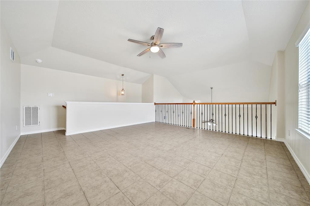 20131 Niagara Falls Drive, Tomball, Texas image 31