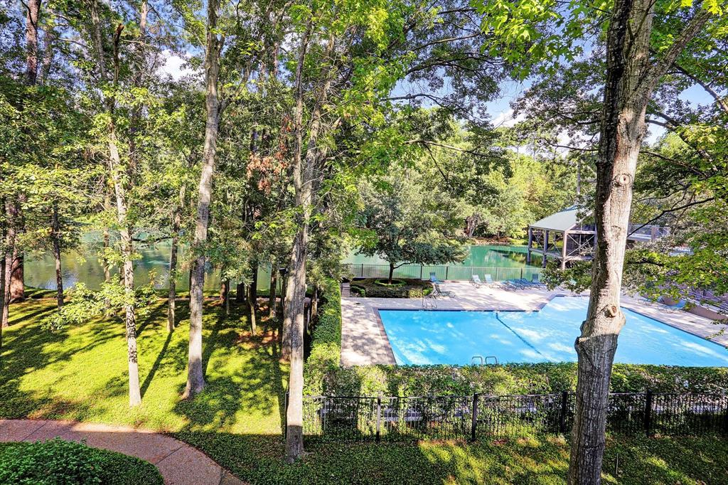 167 Litchfield Lane, Houston, Texas image 32