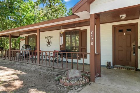 Single Family Residence in Huntsville TX 2470 State Highway 75 7.jpg