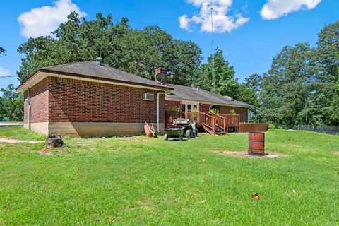 Single Family Residence in Huntsville TX 2470 State Highway 75 27.jpg